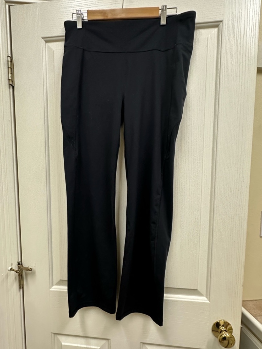 All in Motion black straight leg legging yoga pants size large